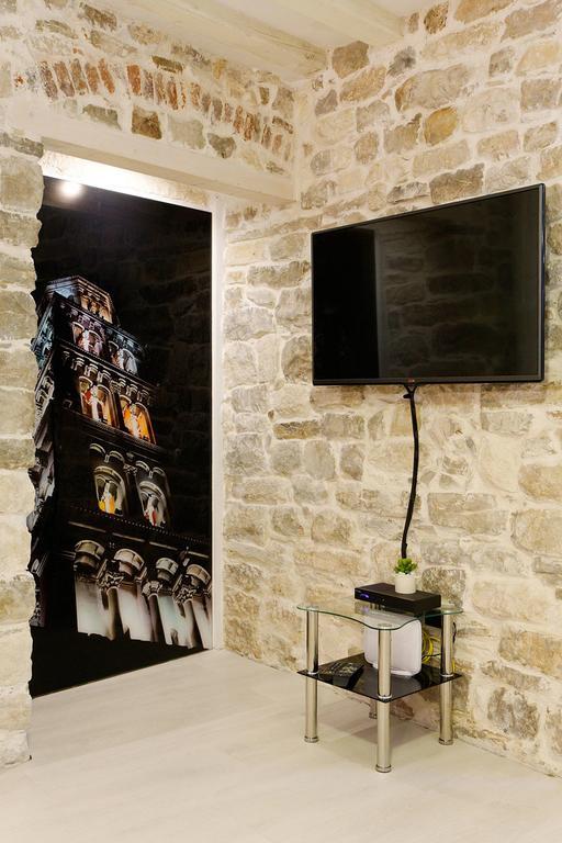 Apartment Stone Split Pokoj fotografie